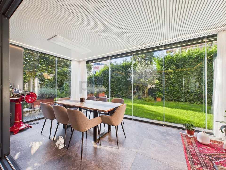 Maison moderne avec jardin, spa privé et technologie avancée à Locarno – photo 11 sur 26