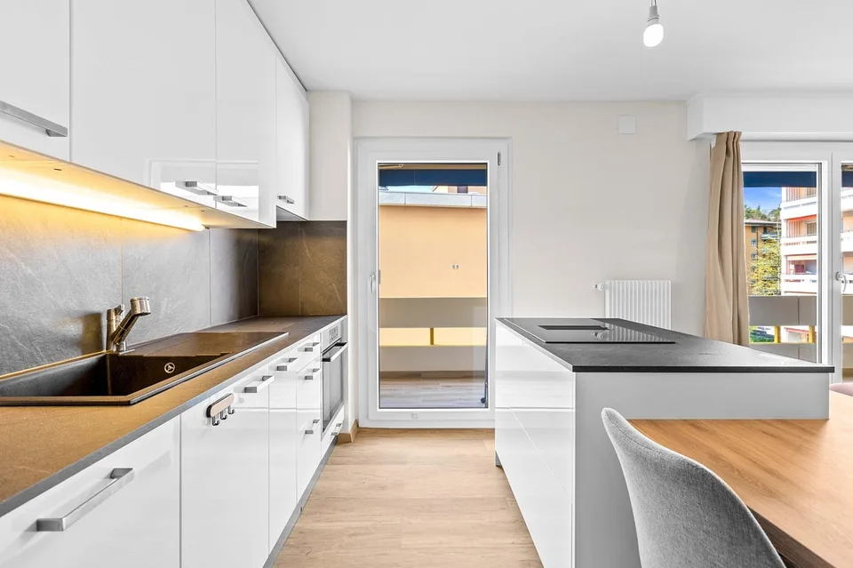 Incantevole appartamento di 3.5 locali con balcone e vista sul lago
