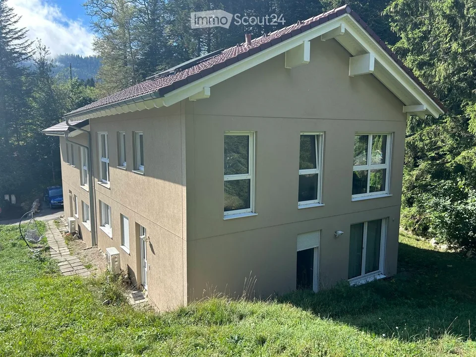 Villa jumelée moderne 5.5P - Calme et vue sur la forêt