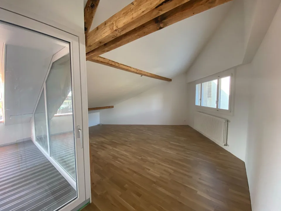 Apartment with loggia in Thun – photo 3 of 18