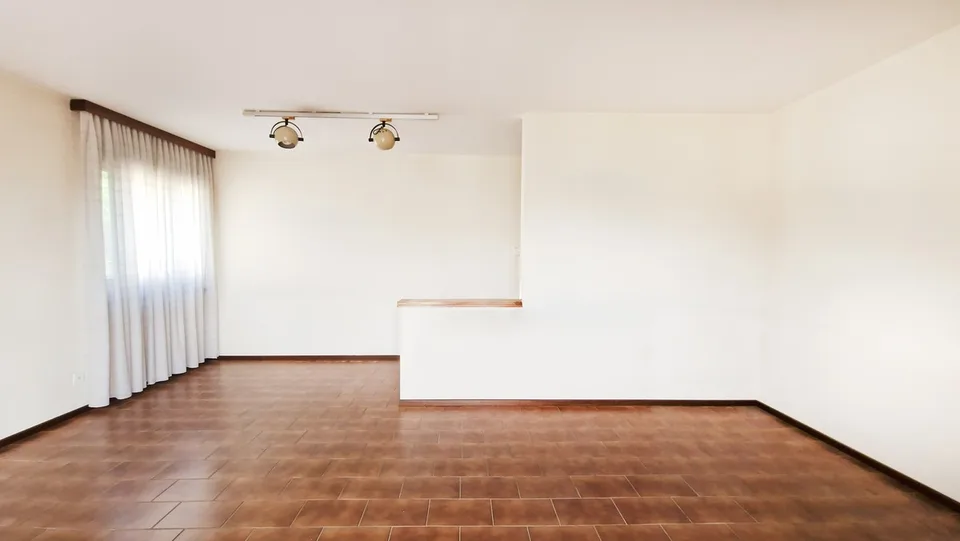 Schönes unabhängiges Haus 4,5 mit Garten und atemberaubender Aussicht.