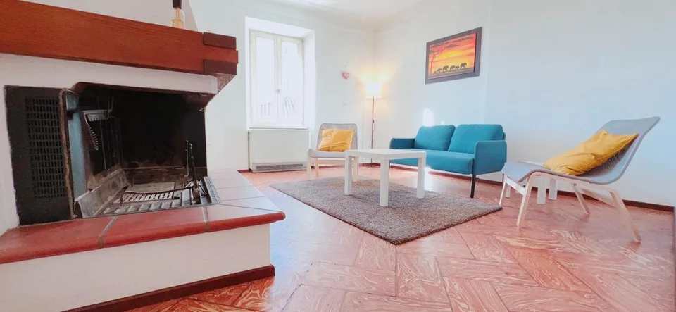 Wonderful single-family house with 5.5 rooms in the core of Cadro