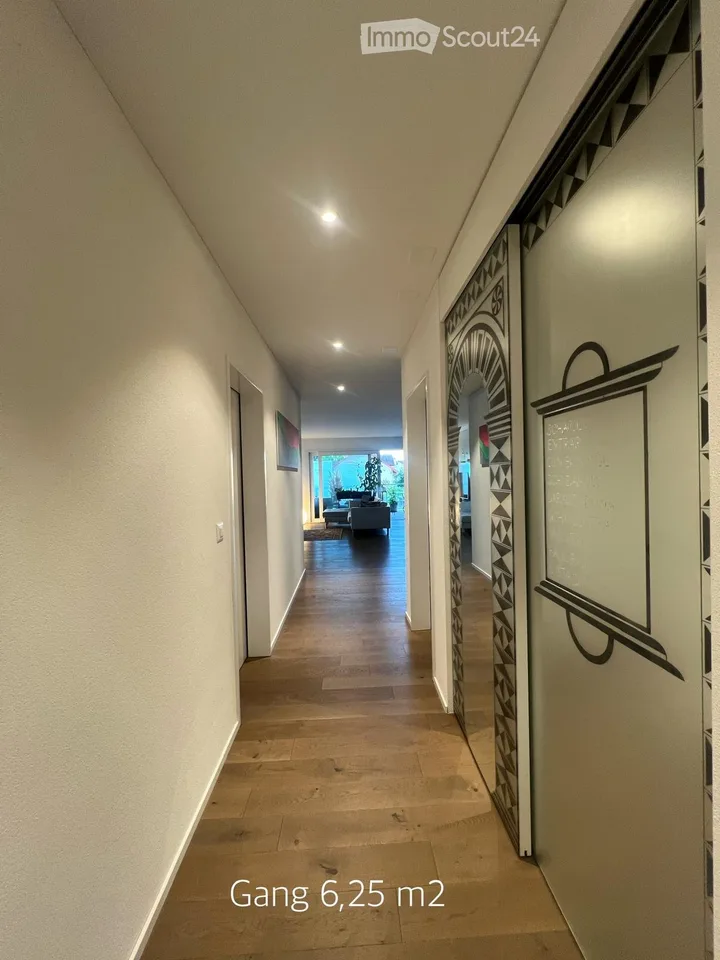 Appartement exclusif 4.5 pièces avec balcon de 23.5 m² – photo 3 sur 18