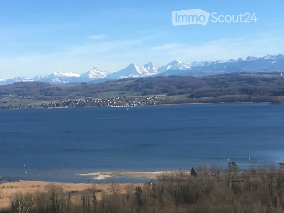 Maison écologique avec vue  sur le lac et les Alpes/Ökologisches Haus mit Aussicht auf See und Alpen