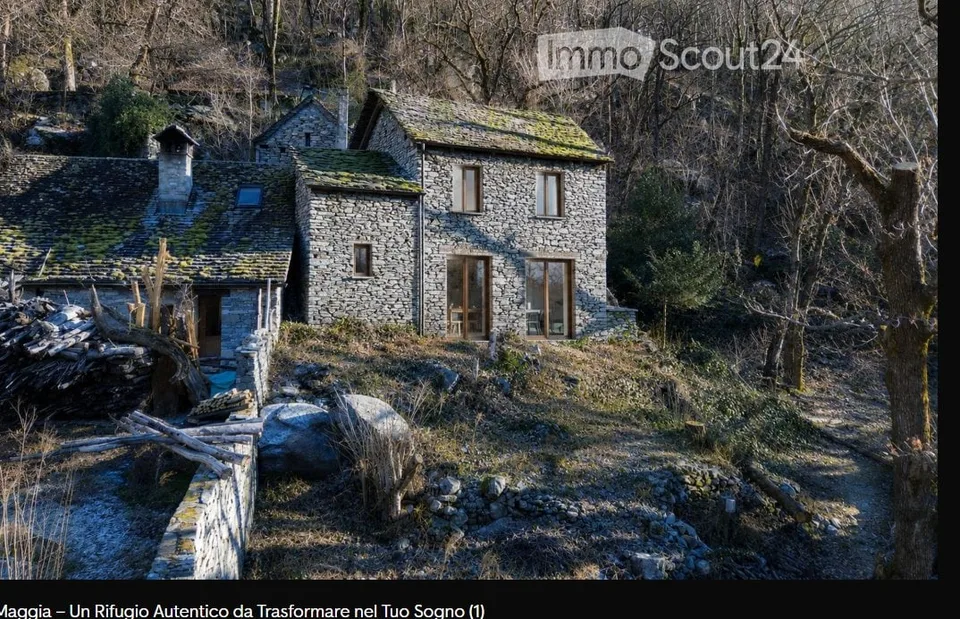 VENDO 2 RUSTICI RIATTATI CON 2 GROTTI