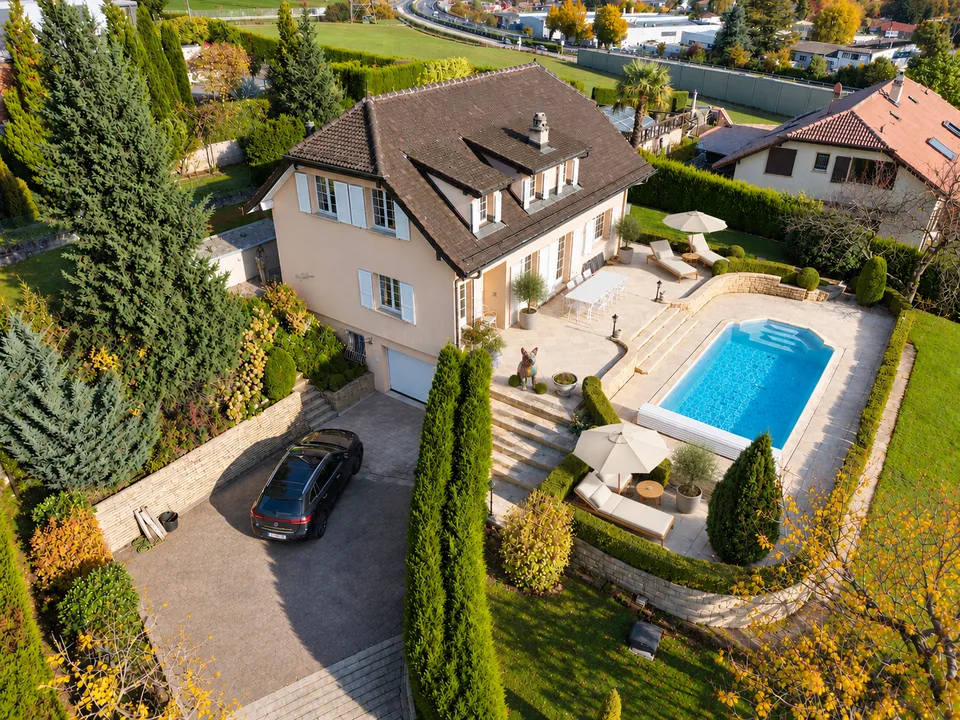 Villa individuelle avec piscine au coeur d'un écrin de verdure – photo 2 sur 17