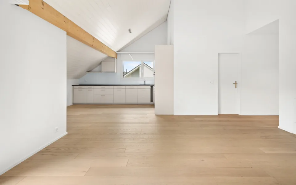 neu ausgebaute 3.5-Zimmer-Dach-Wohnung nähe Naherholungsgebiet