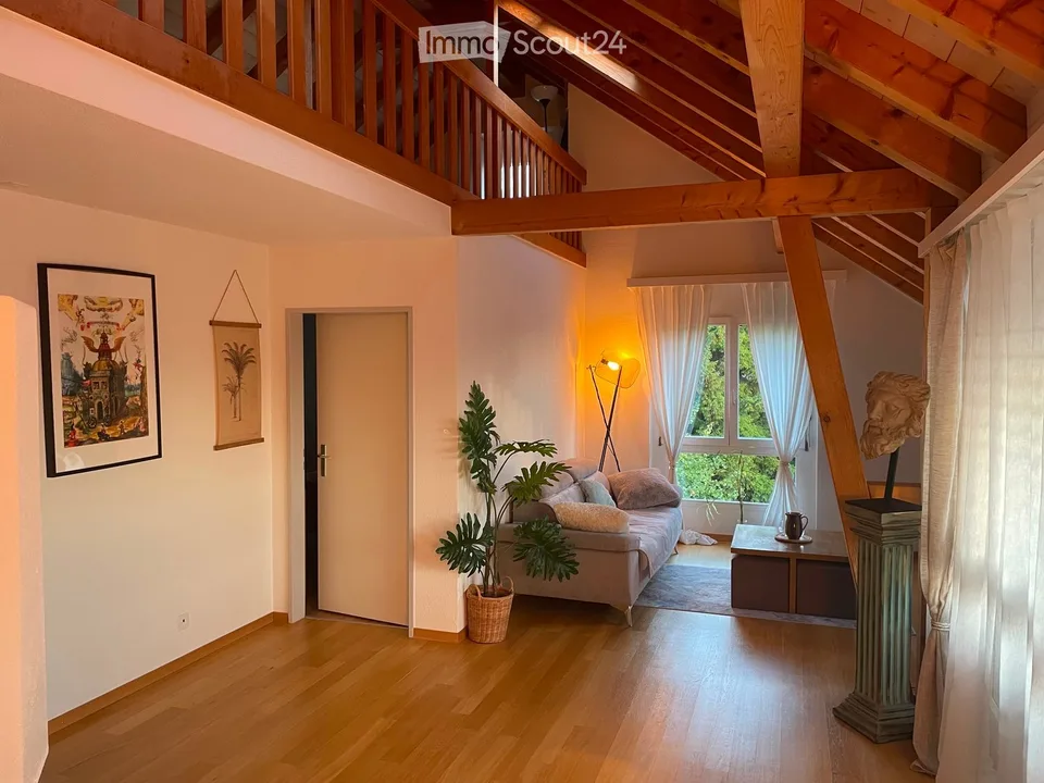 Charming 2.5-Room Apartment with Balcony and Beautiful Views in Murten
