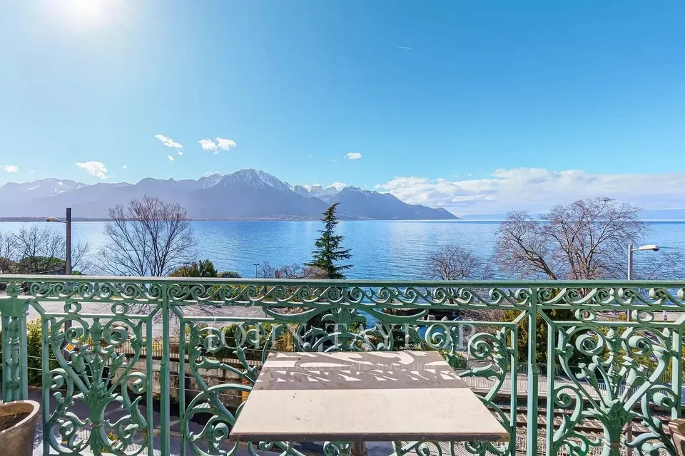 Elegantes Apartment mit Charakter und atemberaubendem Blick auf den Genfersee – Foto 12 von 13