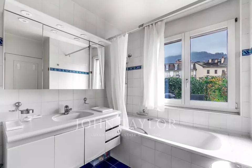 Schönes Apartment in erster Reihe am Seeufer – Foto 9 von 10