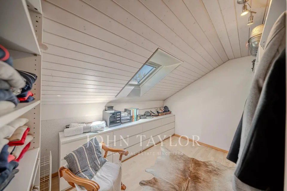 Villa con famiglia e piscina – foto 11 di 13