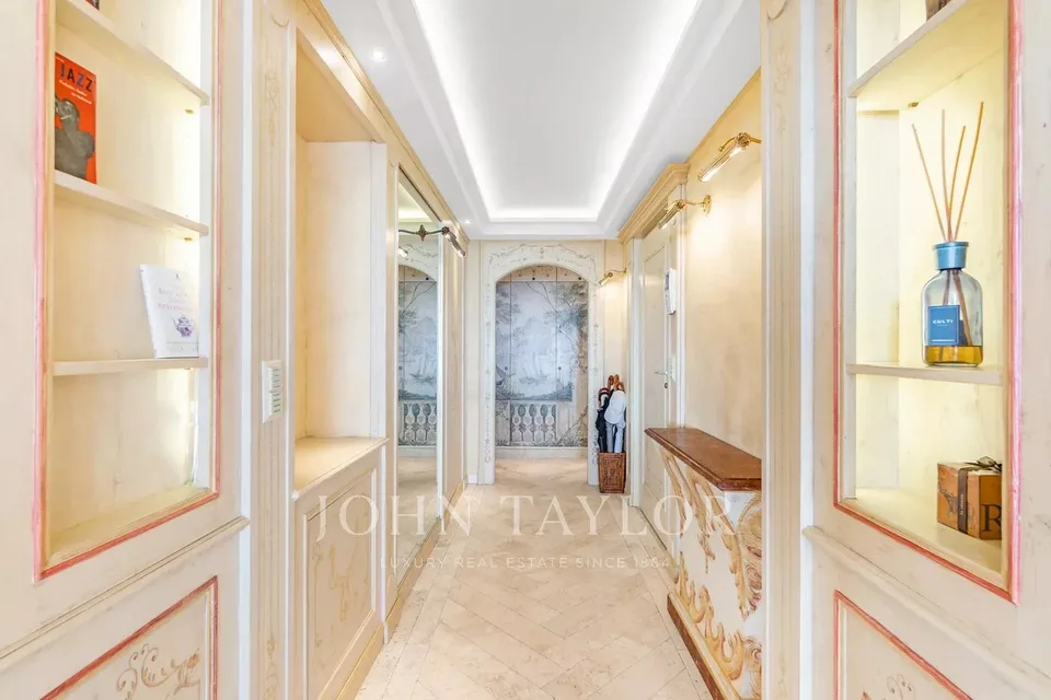 EXKLUSIV! Außergewöhnliche Wohnung in luxuriöser Residenz – Foto 7 von 13