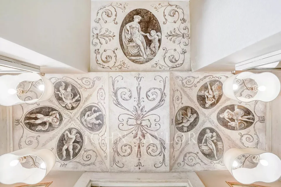 EXKLUSIV! Außergewöhnliche Wohnung in luxuriöser Residenz – Foto 11 von 13