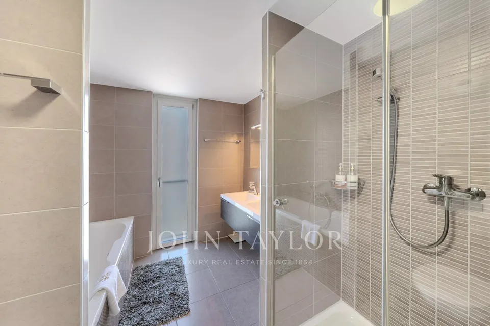 Einzigartiges contemporaines Apartment mit Seeblick in Montreux – Foto 12 von 13