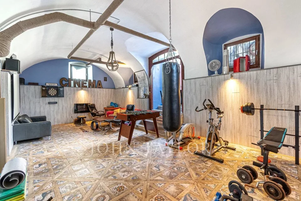 Haus mit 600m2 im Herzen von St-Légier – Foto 13 von 13