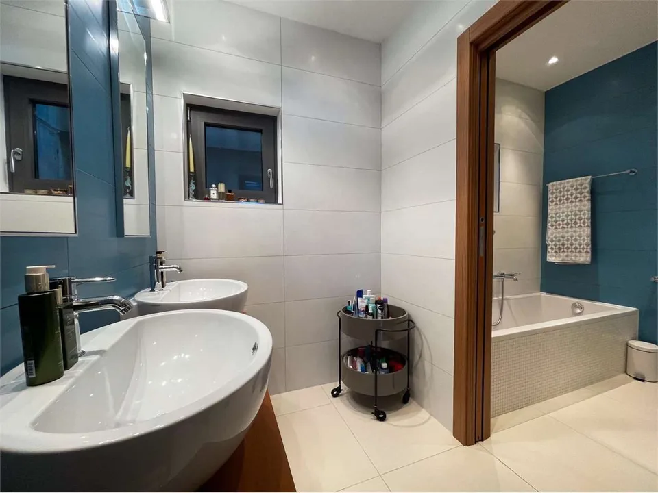 Lugano-Albonago - Elegantes Appartement 3.5 Zimmer mit privatem Garten – Foto 5 von 30