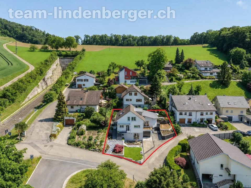 Hochwertig modernisiertes Familienhaus mit Einliegerwohnung