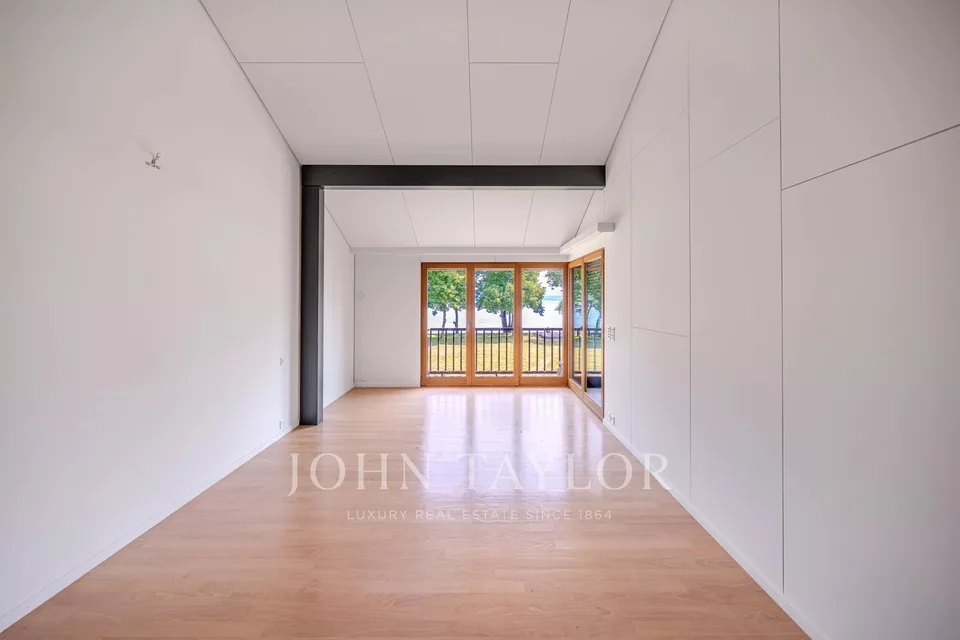 Wasserfront-Villa mit 7'585m2 Grundstück – Foto 10 von 20