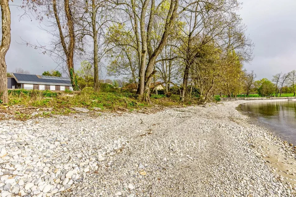 Parcelle di 7'585m2 situata ai piedi dell'acqua – foto 6 di 7