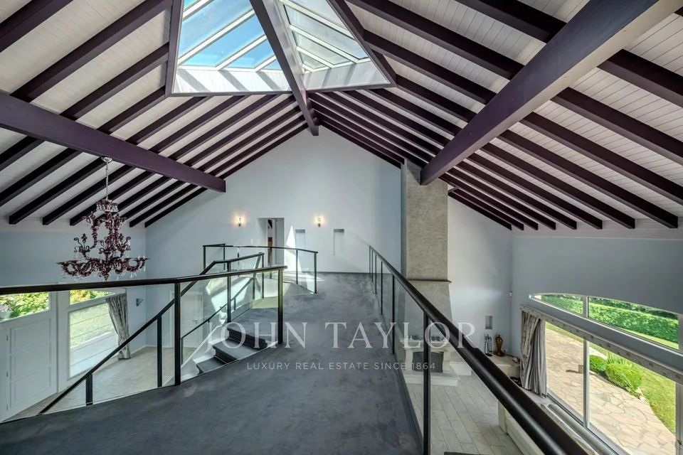 Proprietà magnifica con vista impareggiabile a Givrins – foto 8 di 15