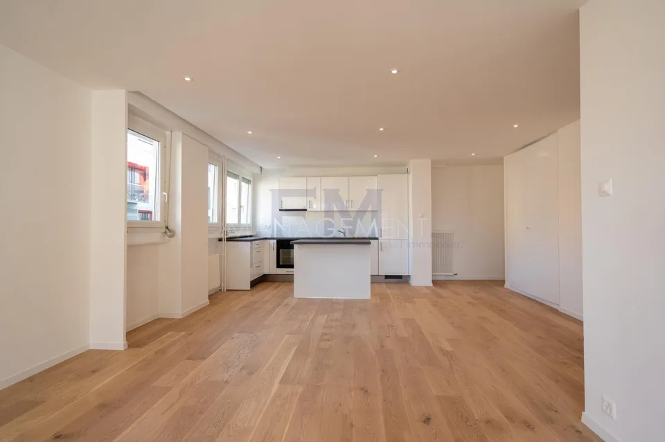 EAUX-VIVES - Appartamento di 4,5 locali - circa 75 m²