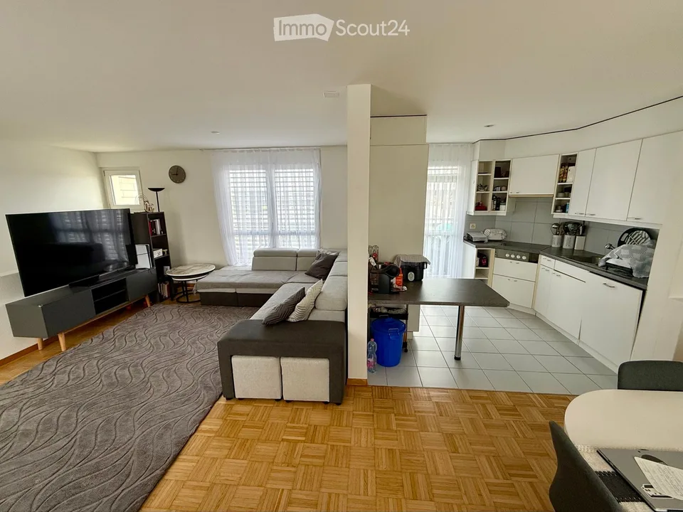 4.5-Zimmer-Maisonettewohnung mit zwei grossen Balkonen