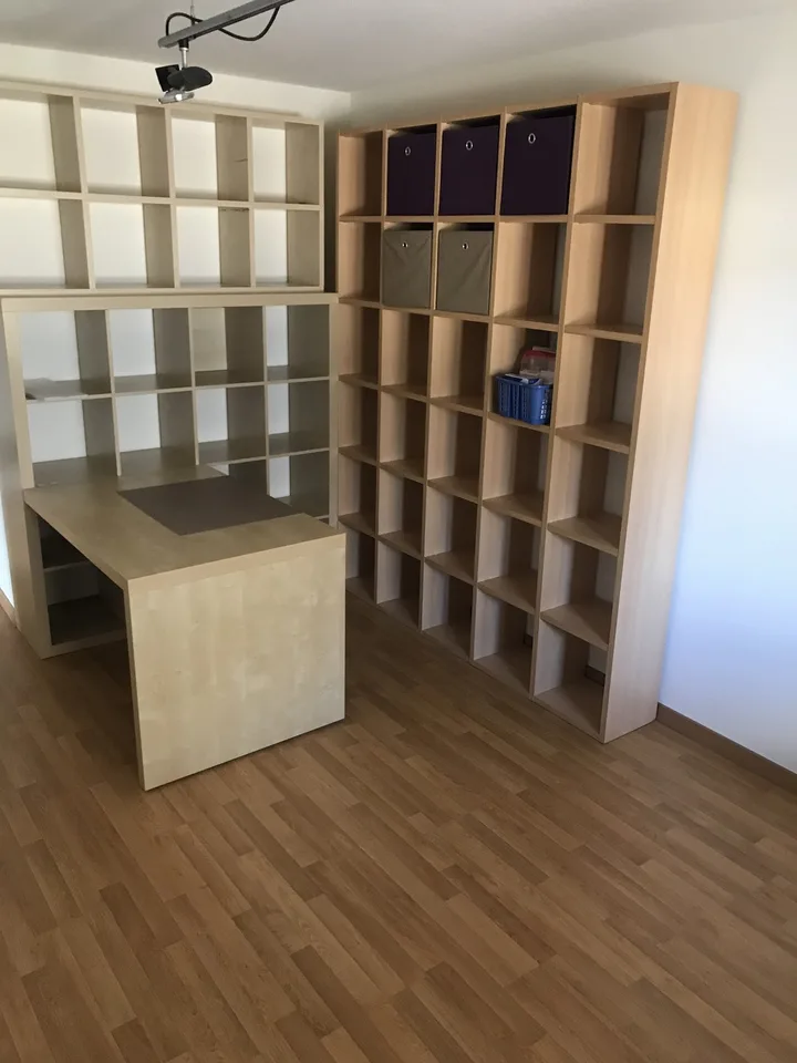 Chambre en colocation avec salle de bain privée et grande terrasse à 8953 Dietikon