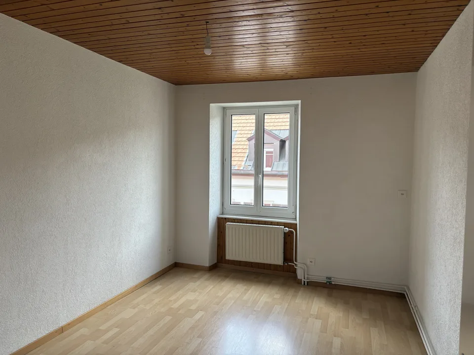 Modern 3-Room Apartment on 3rd Floor