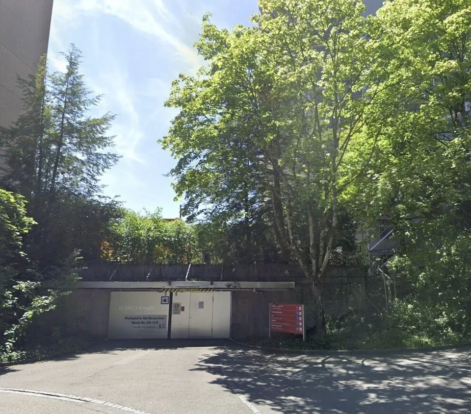 Place de parking dans le quartier de Holenacker à louer