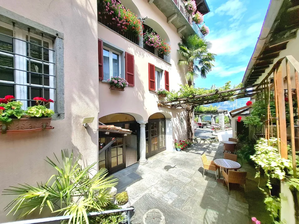Casa plurifamiliare storica nel cuore del Canton Ticino!