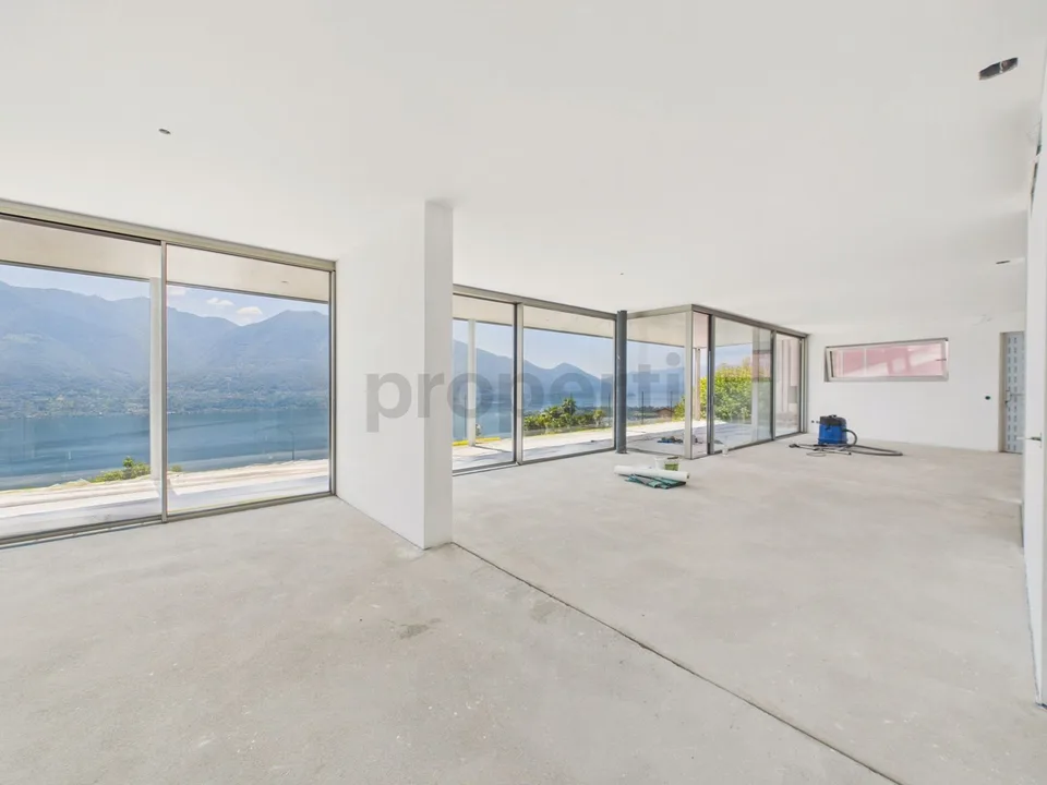 Moderno 4.5 locali appartamento con ampio balcone, Brione sopra Minusio