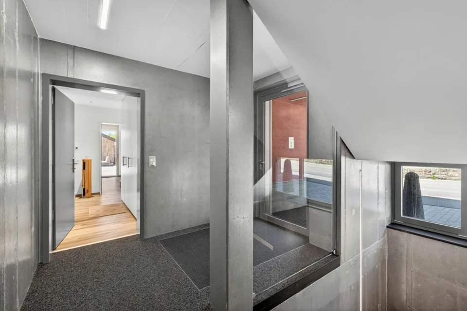 Vivere con vista - appartamento 3.5 locali di alta qualità (adatto come seconda casa) con balcone e terrazza – foto 18 di 27