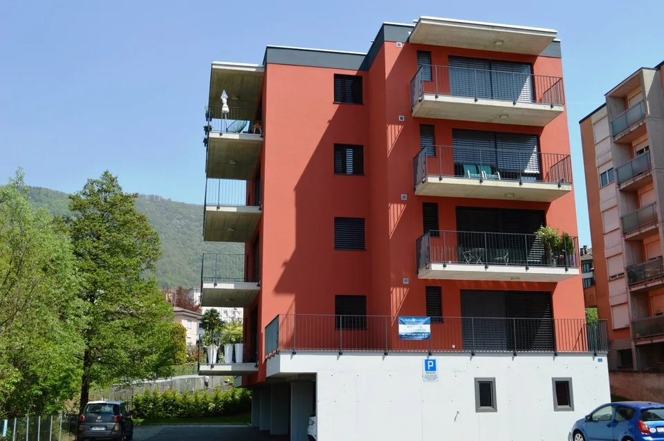 Luminoso appartamento da 1.5 locali con balcone a Vacallo
