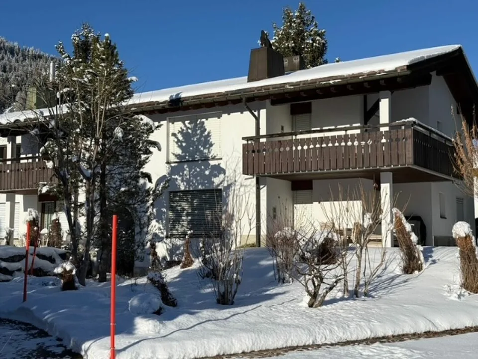 Sonnige 5.5 Zimmerwohnung an ruhiger Lage