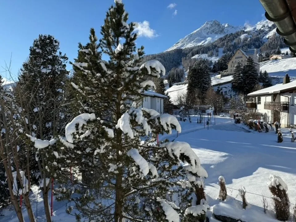 Sonnige 5.5 Zimmerwohnung an ruhiger Lage