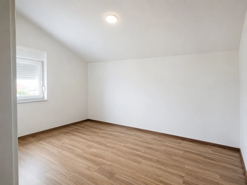 Helle 2.5-Zimmer-Wohnung in ruhiger Lage in Büren an der Aare