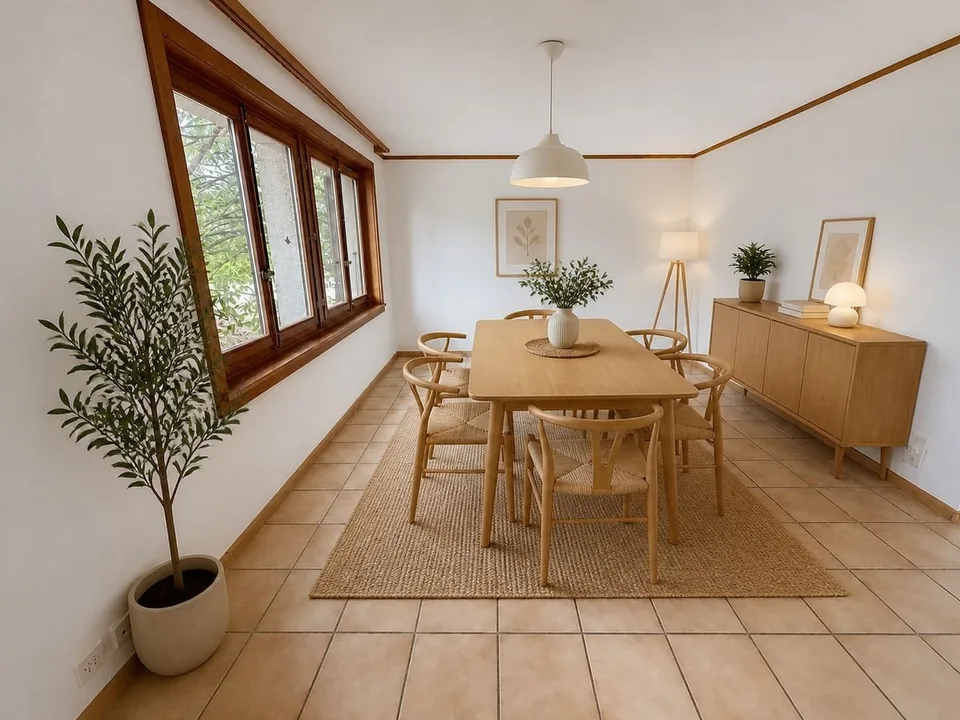Geräumige Familienvilla auf einem außergewöhnlichen Grundstück von 1'435 m² – Foto 6 von 13