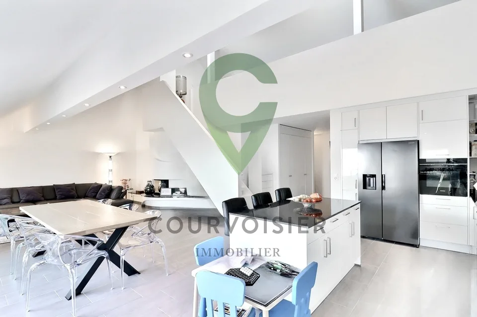 Prestigieux 4,5 pièces avec panorama exclusif sur le lac et les montagnes