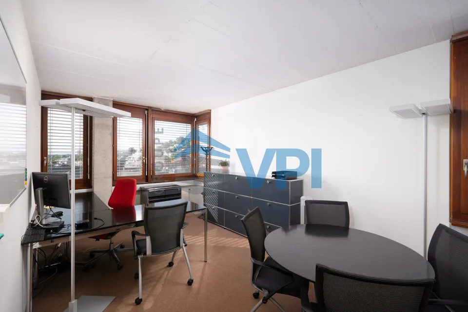 Lausanne - Plateaux de bureaux d'environ 320m2 du 1er au 7eme étage