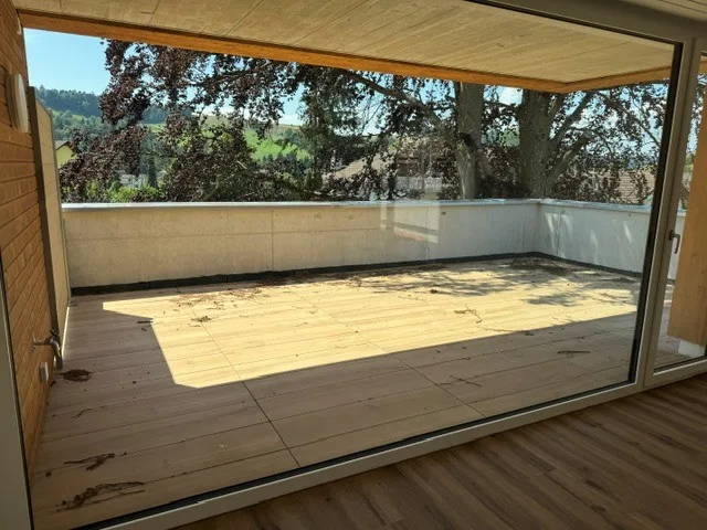 Charmante 3.5-Zimmer-Attikawohnung in Huttwil, grosser Balkon, Neubau Erstbezug