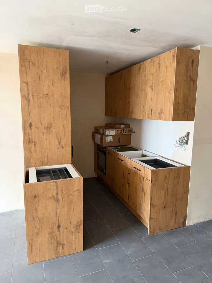Charmantes 2,5 Zimmerwohnung in Renovierung