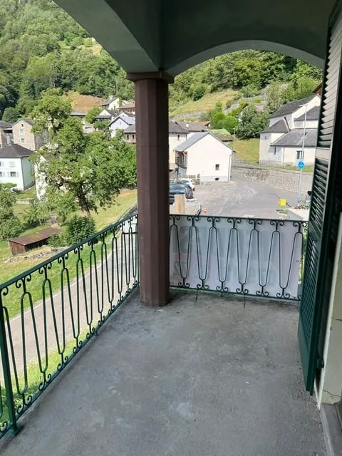 Casa 7.5 locali con bel giardino / Haus mit schönem Garten – photo 16 sur 30