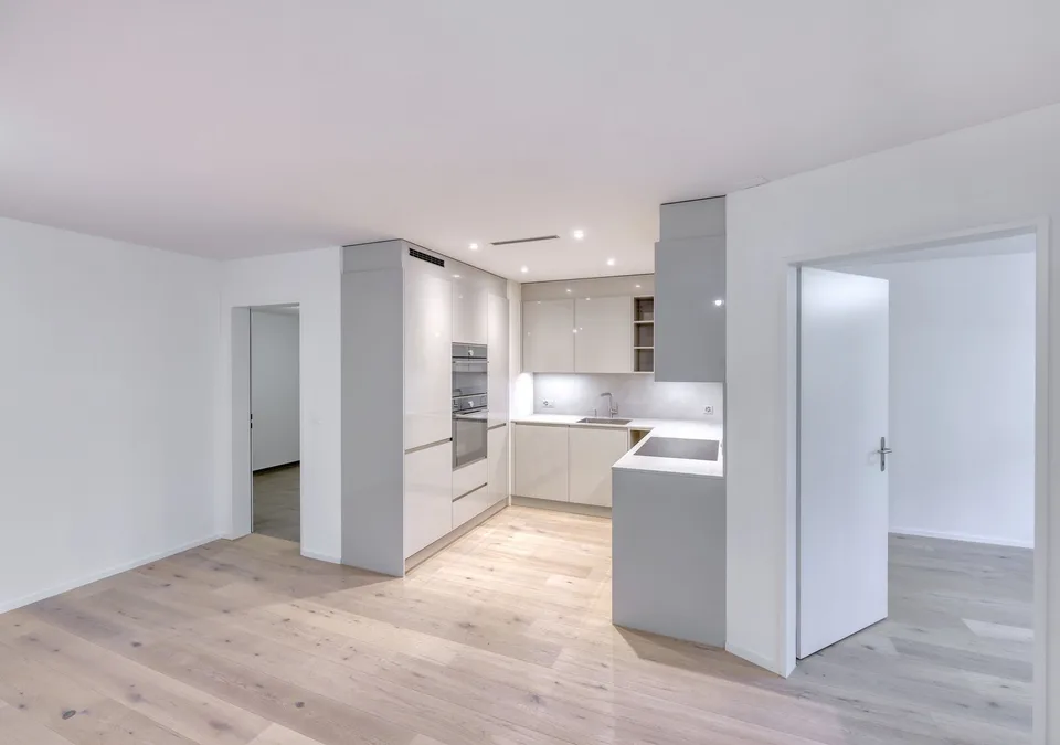 Newly built garden apartment with idyllic garden in Zürich-Witikon