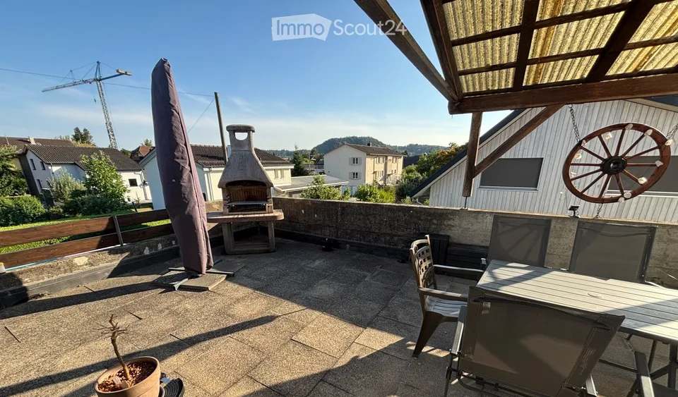 Charmant appartement 3.5 pièces en vieille construction recherche un sous-locataire (118 m²)