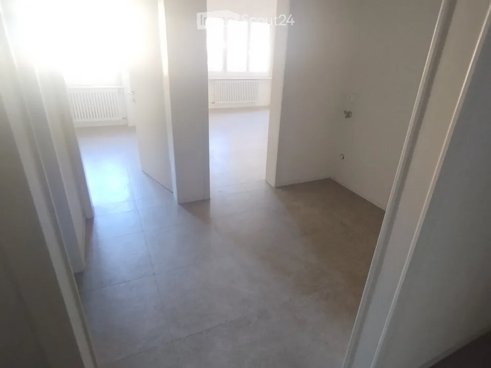 Recherche d'un sous-locataire pour un appartement de 3,5 pièces avec climatisation