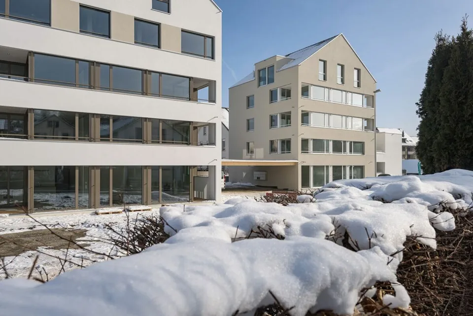 Charmante 3.5-Zimmerwohnung im 3. OG + 2.5-Zimmerwohnung mit Loggia im Erdgeschoss