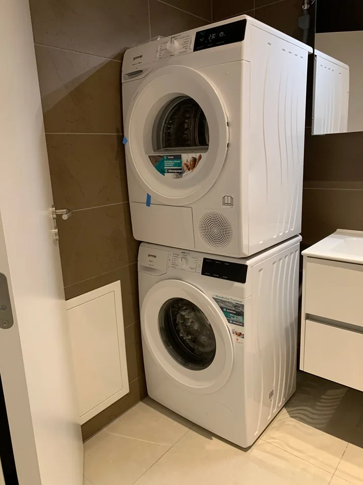 Appartamento moderno da sogno di 3,5 locali con due bagni