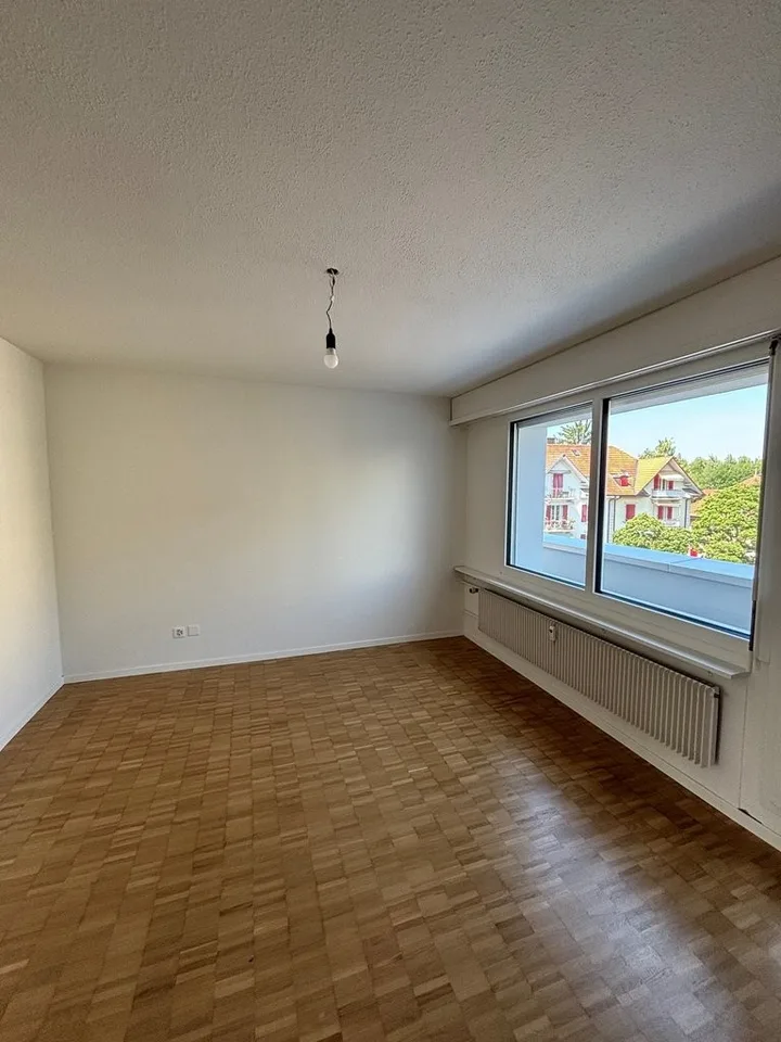 2.5-Zimmer-Wohnung im 3.OG mit Balkon