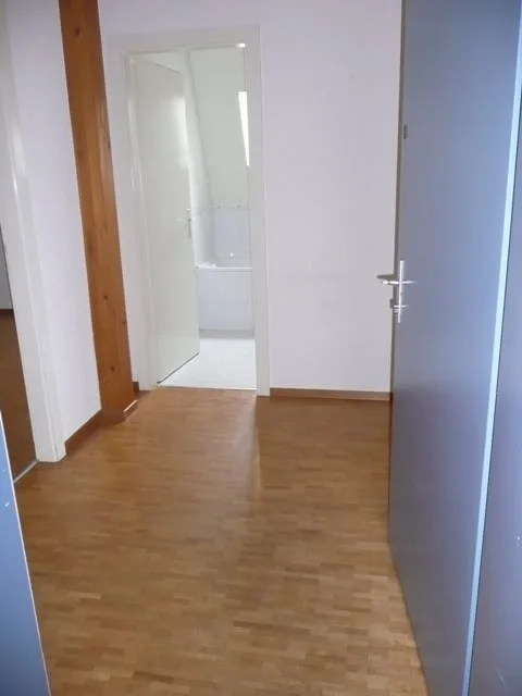 Großes Apartment mit 2,5 Zimmern, Balkon und Seeblick