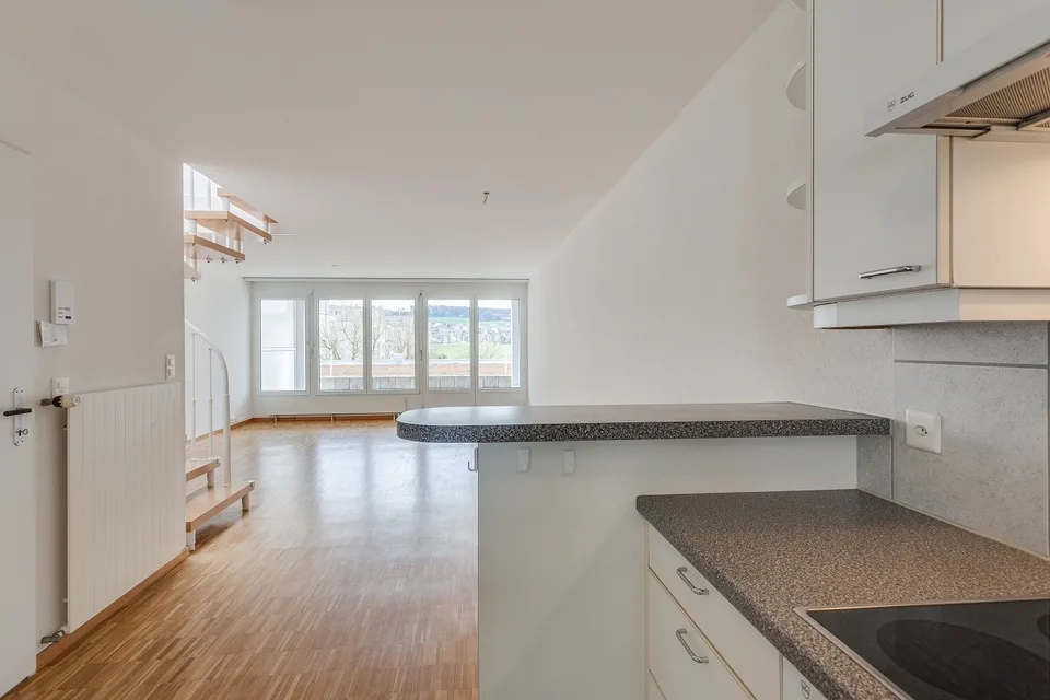 Helle Maisonette-Wohnung zu vermieten